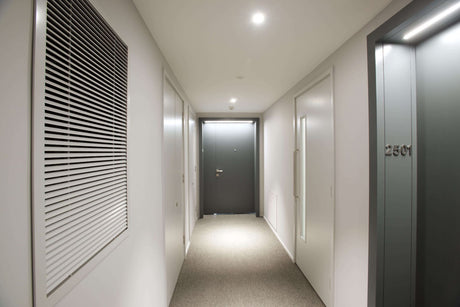 Fire Dampers vs Smoke Dampers: Choosing the Right Fire Safety Ventilation Solution